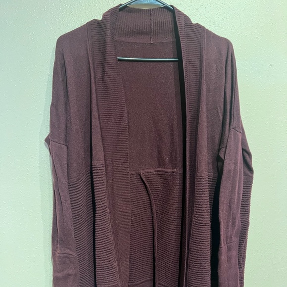 lululemon athletica Tops - Lululemon cardigan size 4 in burgundy
